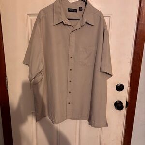 Roundtree & Yorke Light Tan Shirt